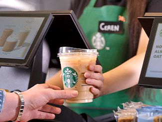 Maximiles Business Startup Kartınızla Starbucks®’ta 150 TL geri kazanın!